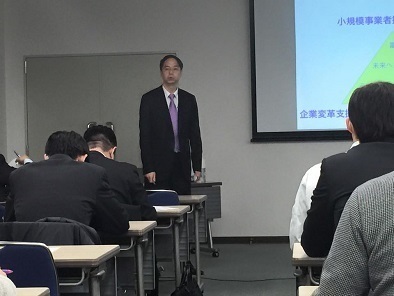 Amazon.co.jp: 地方経済を救うエコノミックガ-デニング: 地域